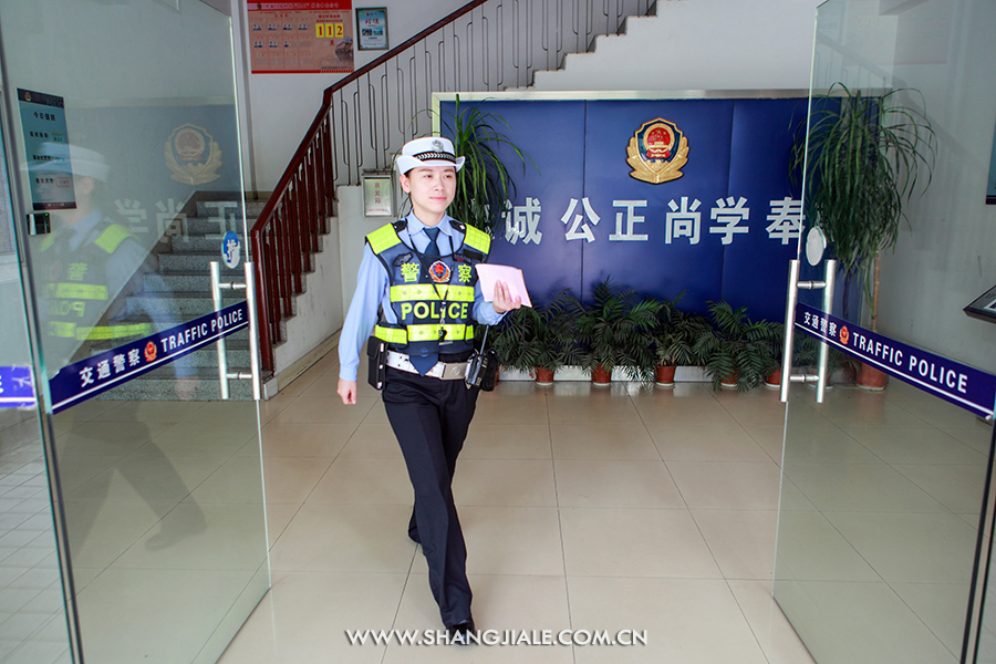 按此在新窗口打开图片